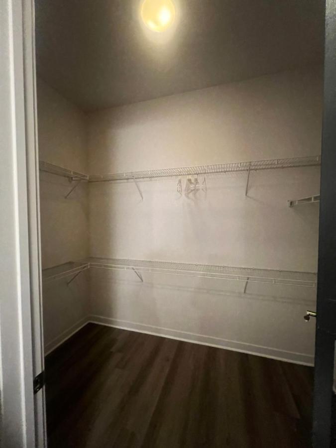 A-class Luxury 2 Bedrooms Apt In Woodland Hills Ca Apartment Los Angeles