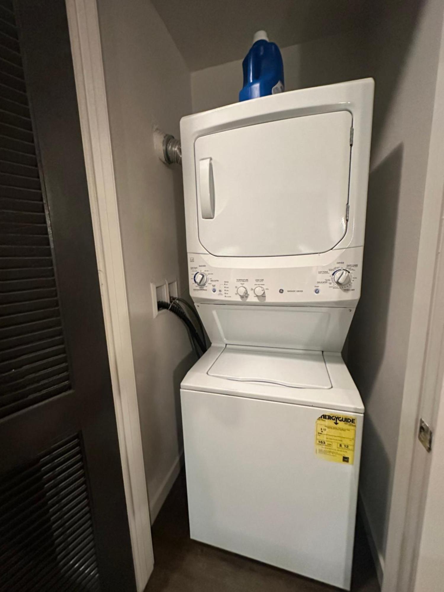 Apartment A-class Luxury 2 Bedrooms Apt In Woodland Hills Ca *